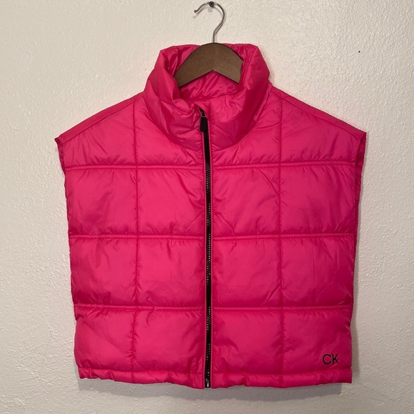 Calvin Klein Performance Mock Neck Zipper Vest - Crop - Hot Pink - Picture 3 of 5